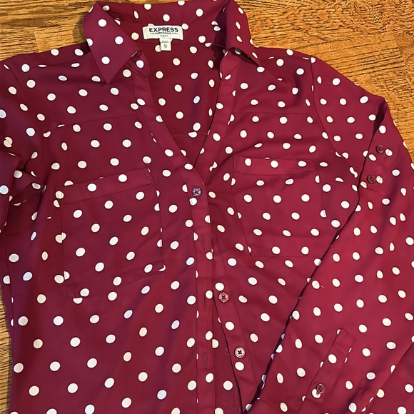 EXPRESS - Picture 2 of 3